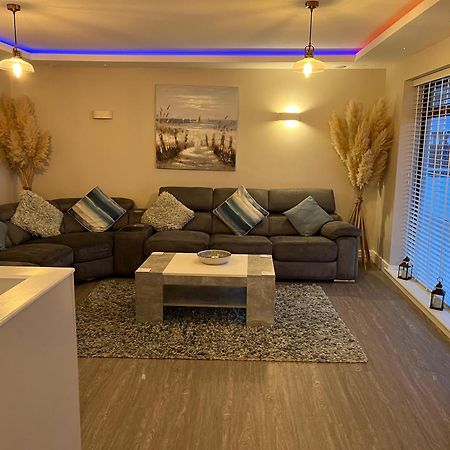 3 Bedroom Deganwy Sea View Beach House Ll31 Exterior foto