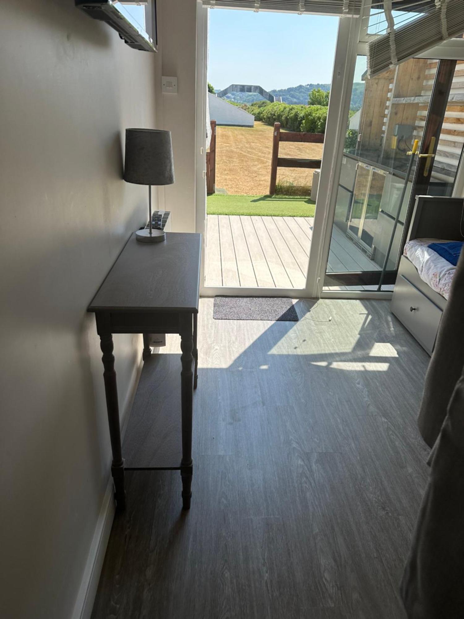 3 Bedroom Deganwy Sea View Beach House Ll31 Exterior foto